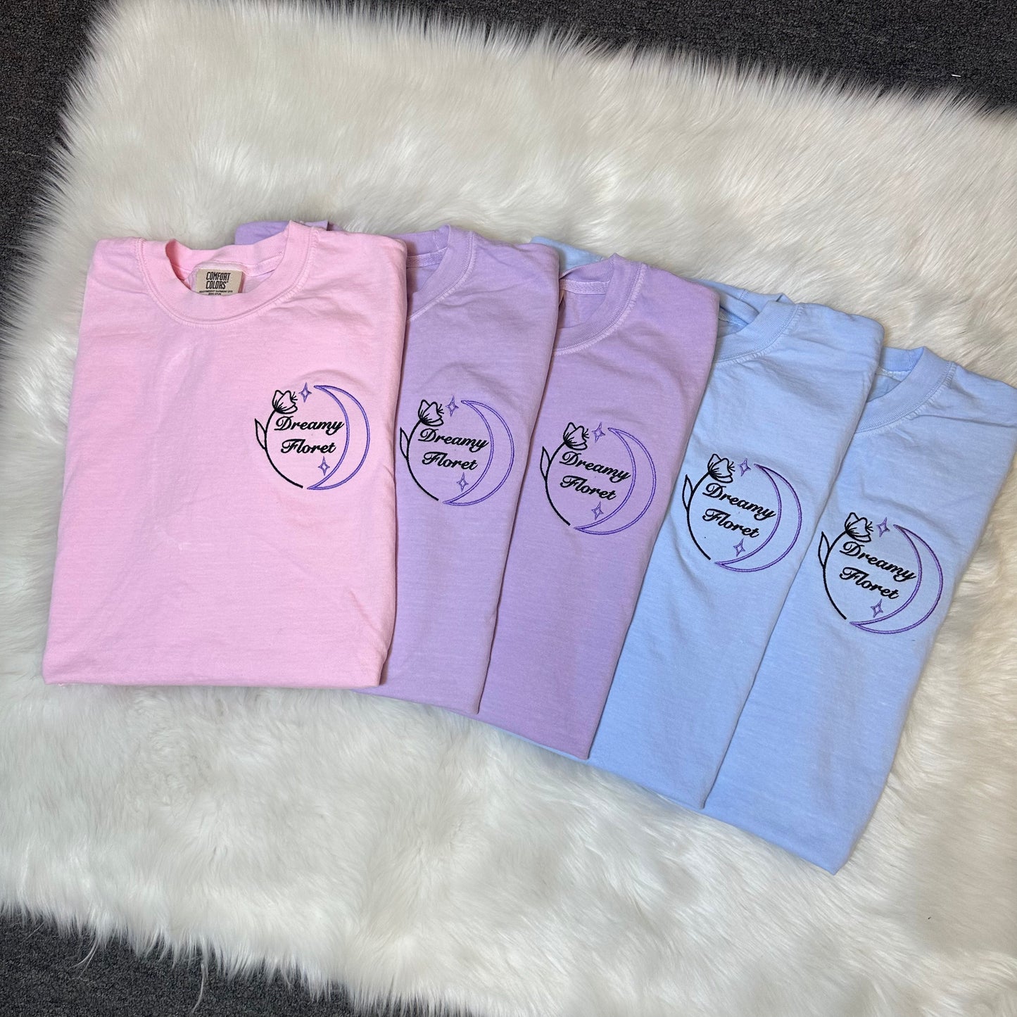 EMBROIDERED POCKET LOGO | T-SHIRT